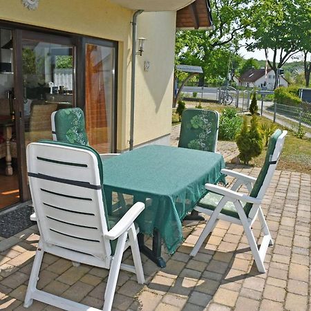 Schoenes Ferienhaus Mit Kamin Und Sauna Im Ostseebad Sellin Extérieur photo