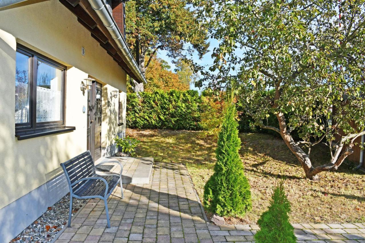 Schoenes Ferienhaus Mit Kamin Und Sauna Im Ostseebad Sellin Extérieur photo