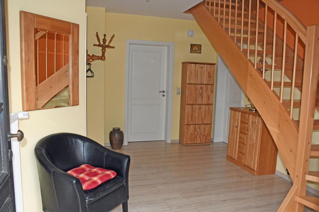 Schoenes Ferienhaus Mit Kamin Und Sauna Im Ostseebad Sellin Extérieur photo