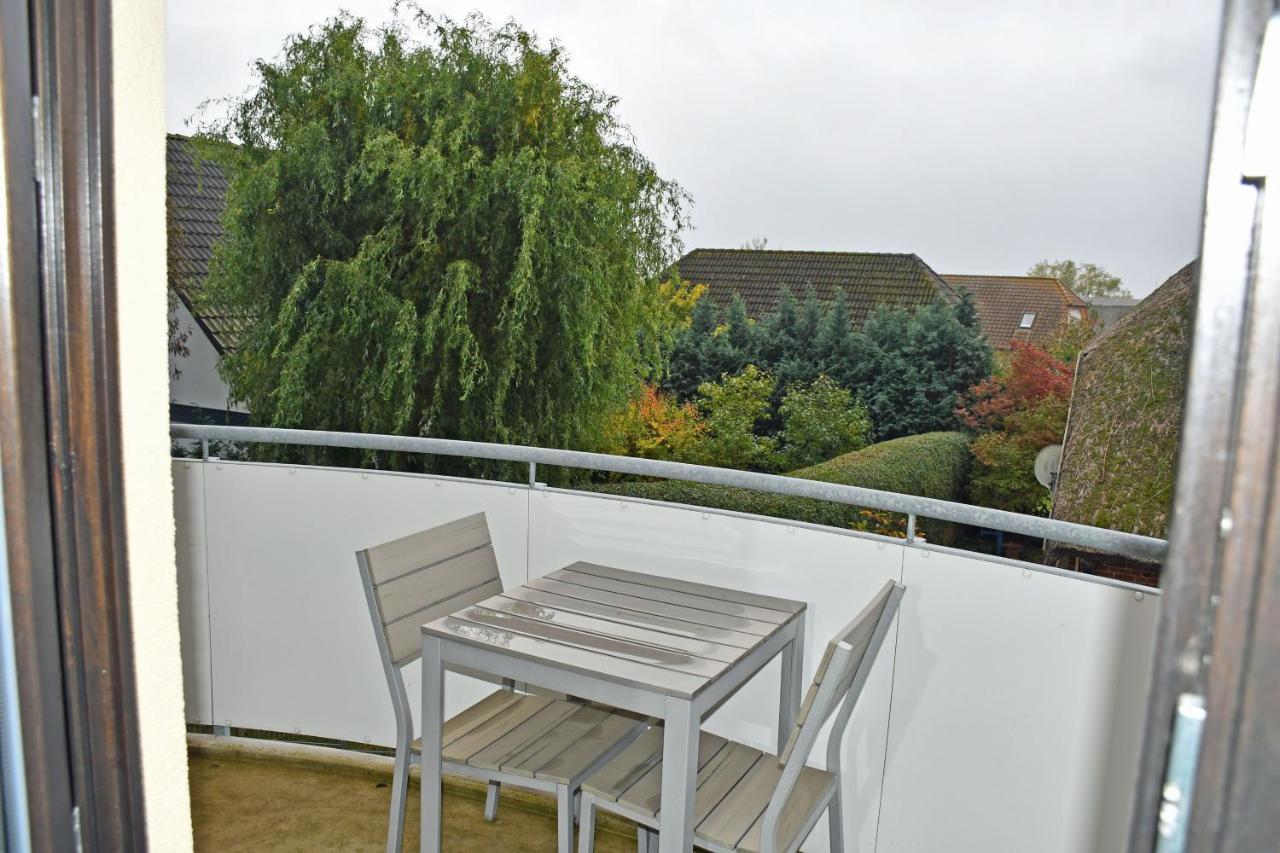 Schoenes Ferienhaus Mit Kamin Und Sauna Im Ostseebad Sellin Extérieur photo