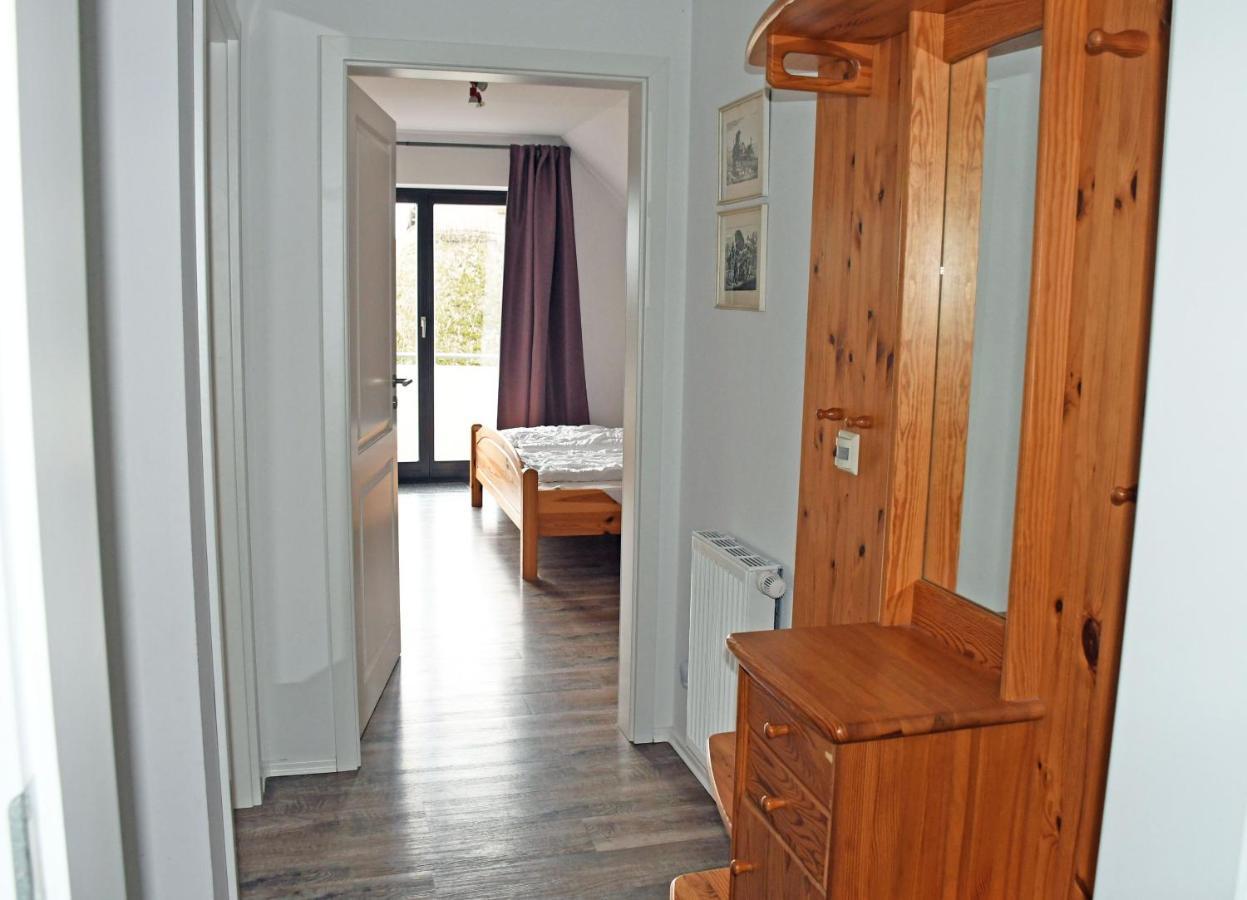 Schoenes Ferienhaus Mit Kamin Und Sauna Im Ostseebad Sellin Extérieur photo