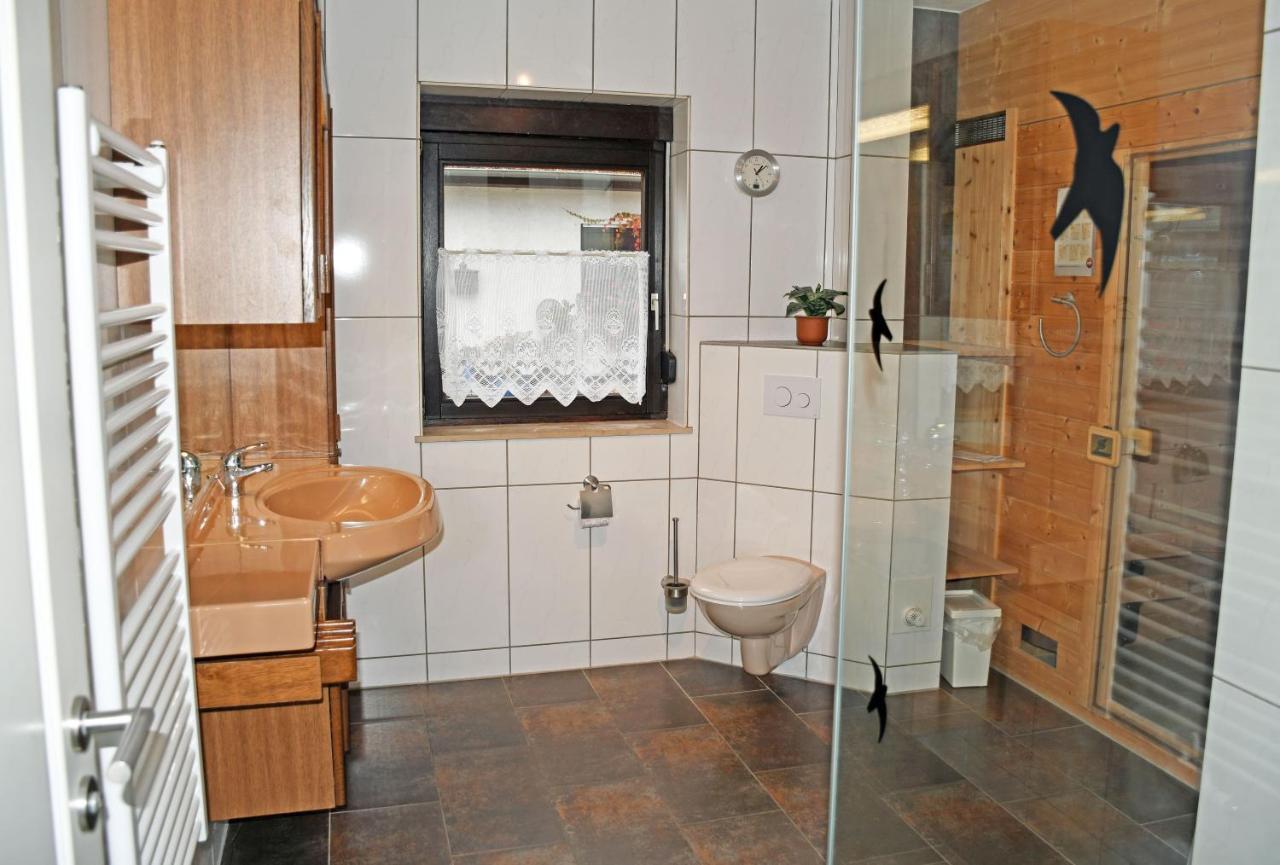 Schoenes Ferienhaus Mit Kamin Und Sauna Im Ostseebad Sellin Extérieur photo