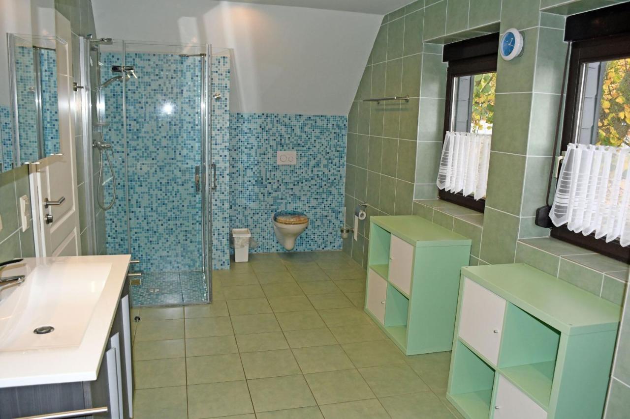 Schoenes Ferienhaus Mit Kamin Und Sauna Im Ostseebad Sellin Extérieur photo