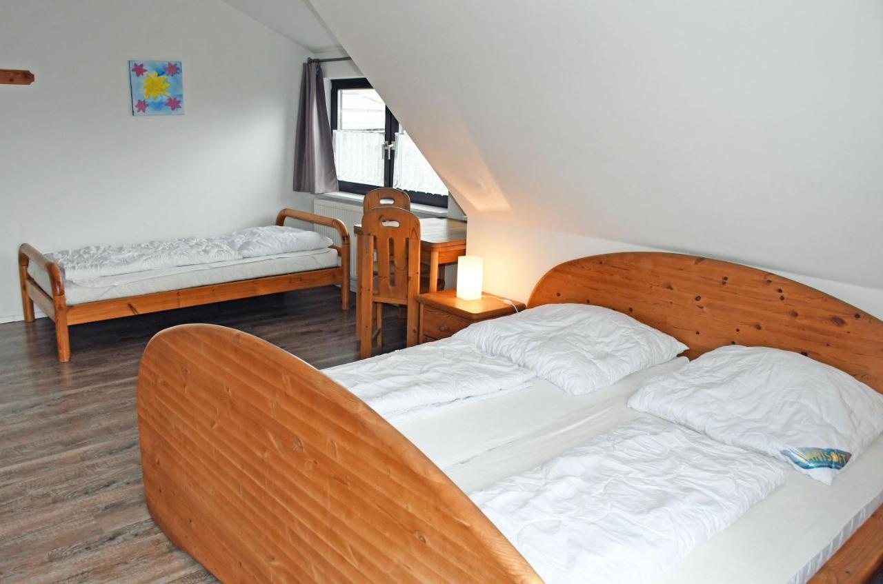 Schoenes Ferienhaus Mit Kamin Und Sauna Im Ostseebad Sellin Extérieur photo